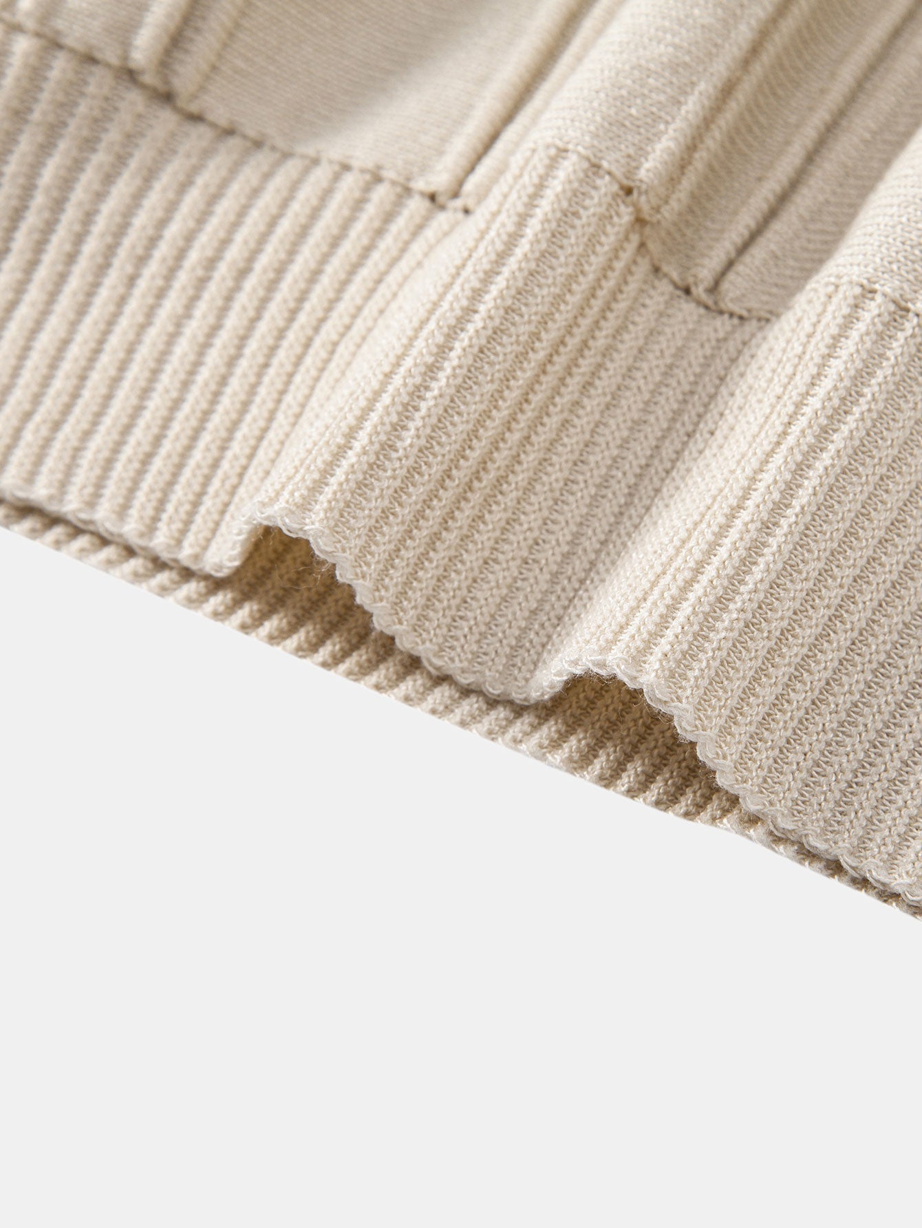 Gestreiftes Jacquard-Strick-Poloshirt mit Reißverschluss